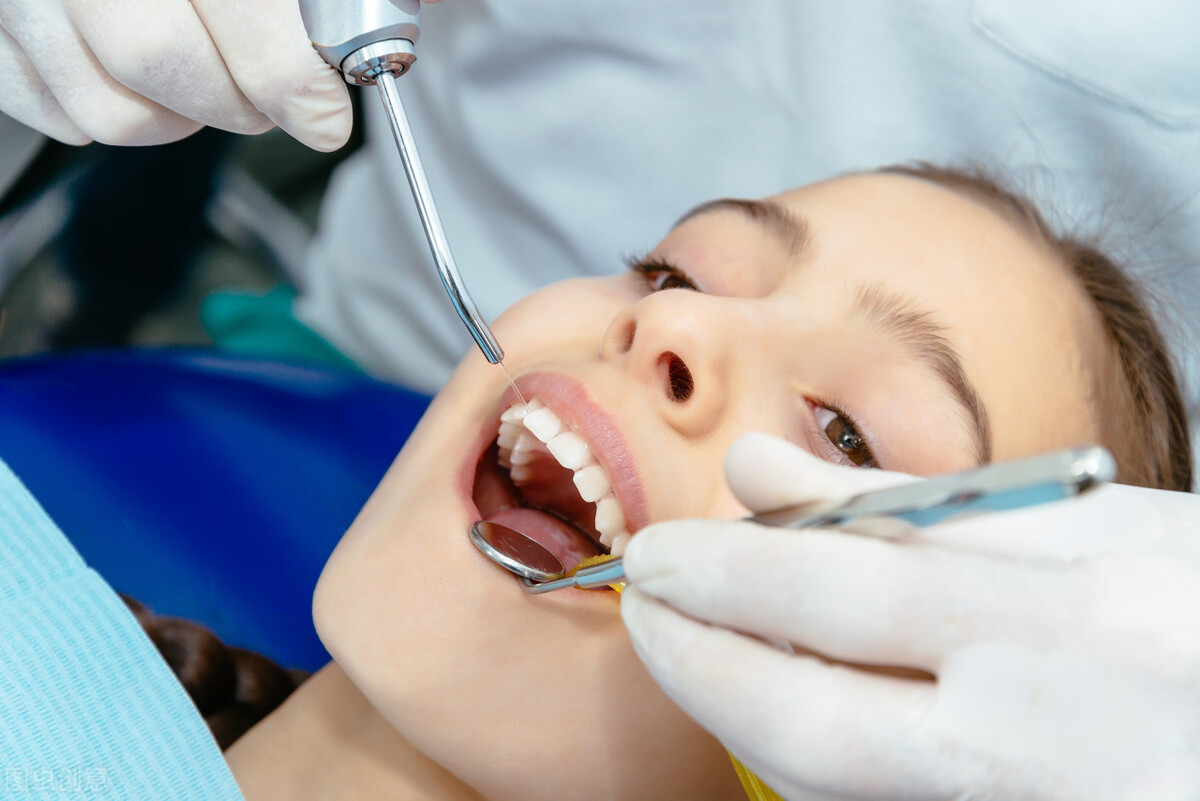 这件事对于口腔健康很重要，每个人都应该重视起来