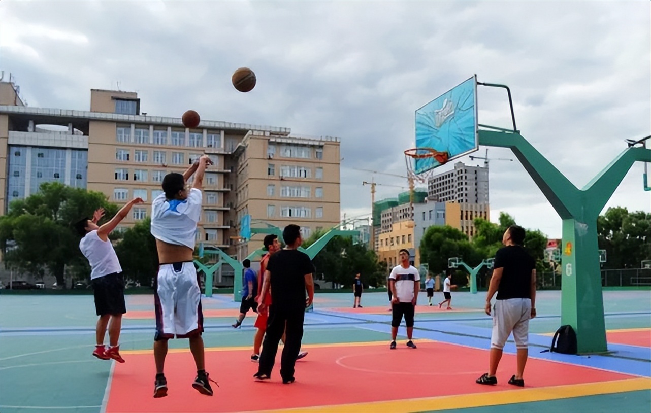 我们有哪些理由再看nba(这些打篮球的n个理由，看看你中了几个？)