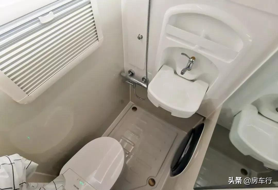 高端代名詞?這十三款進口依維柯房車各有千秋,你更喜歡哪一款呢