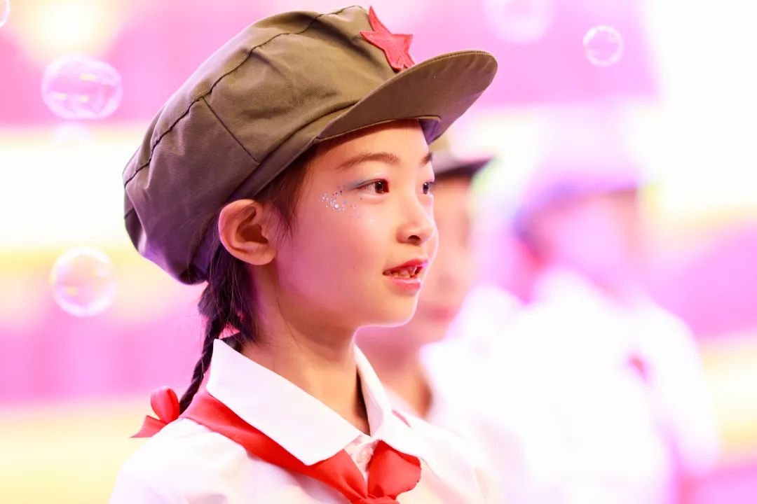 华阳实验小学举行“童星耀五月·艺术绽花开”群舞比赛（续）