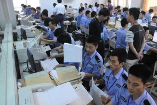 高考出题组有多神秘？考前神秘“失踪”，生活“与世隔绝”