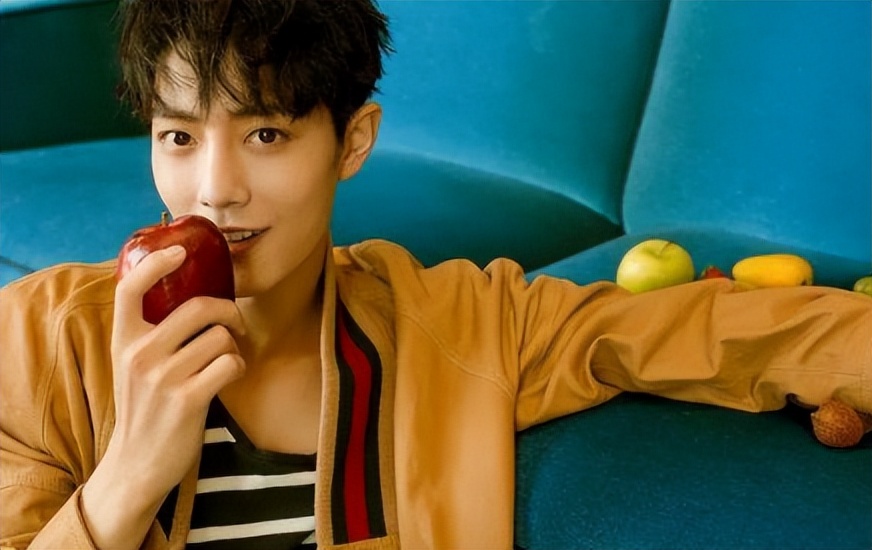 肖战的爆红背后：中国传统审美的回归，经历过风雨，也看到过彩虹