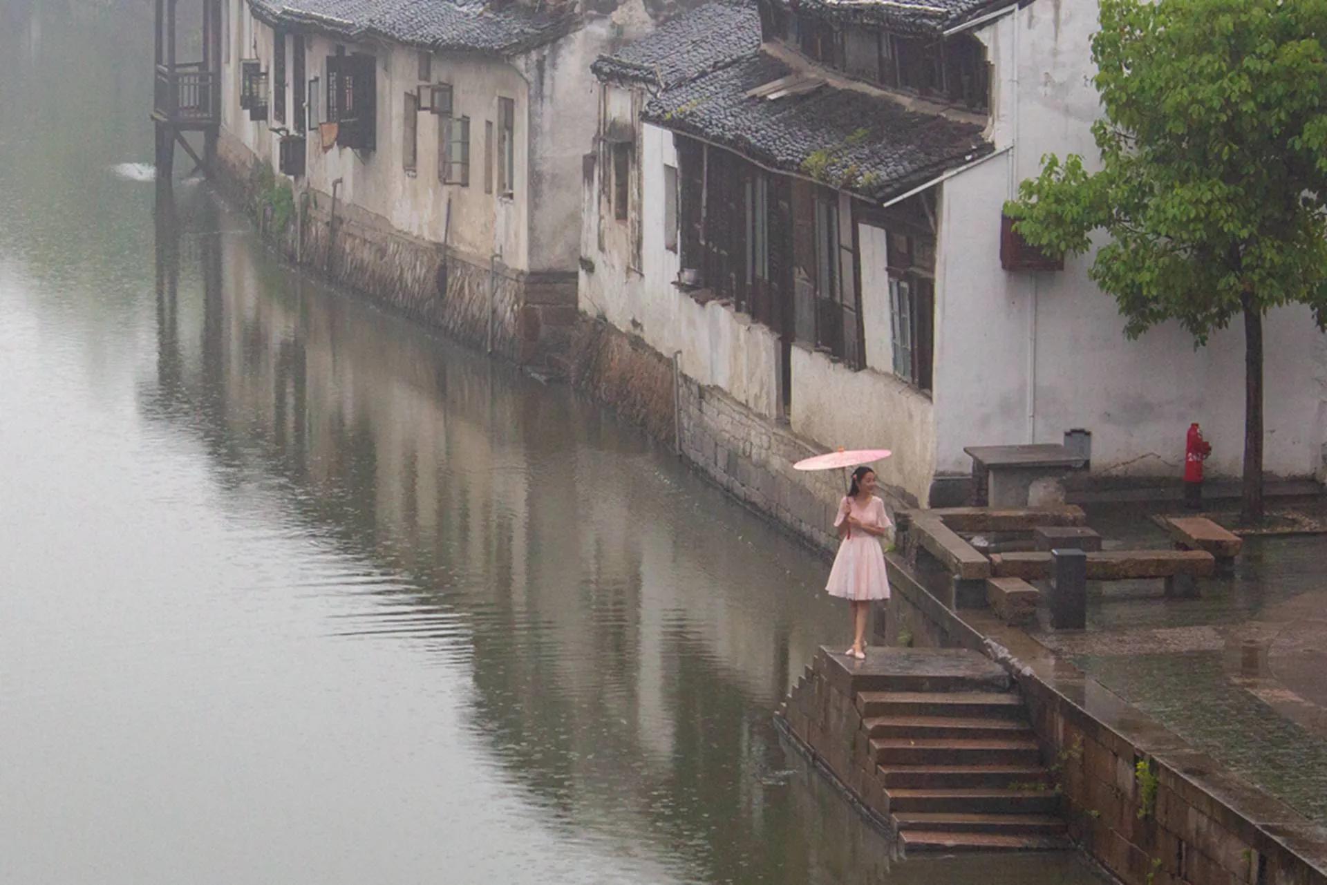 细雨霏霏中的南浔古镇 江南水乡名镇