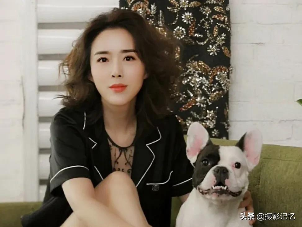 颜丹晨：丹晨与狗狗