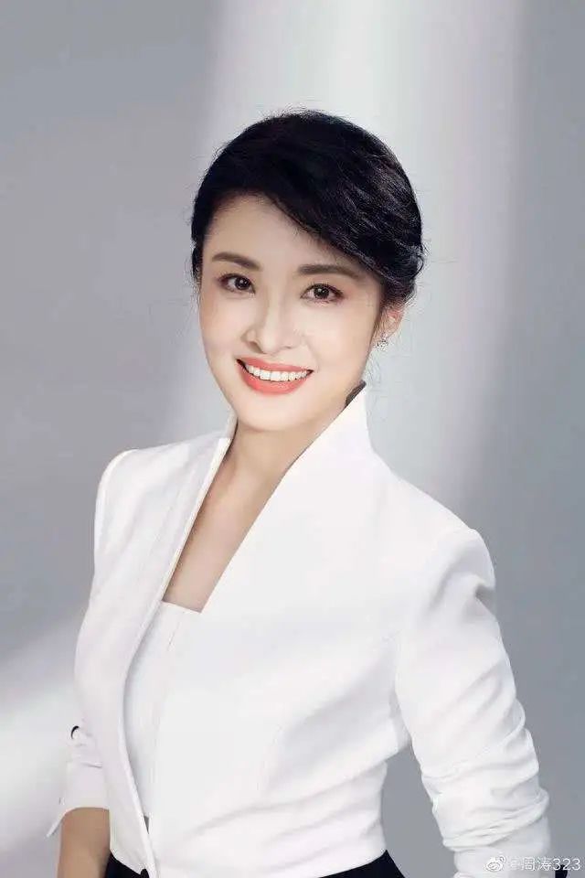 10位央视女主持人颜值对比，各有各的气质，甩一线女星几条街