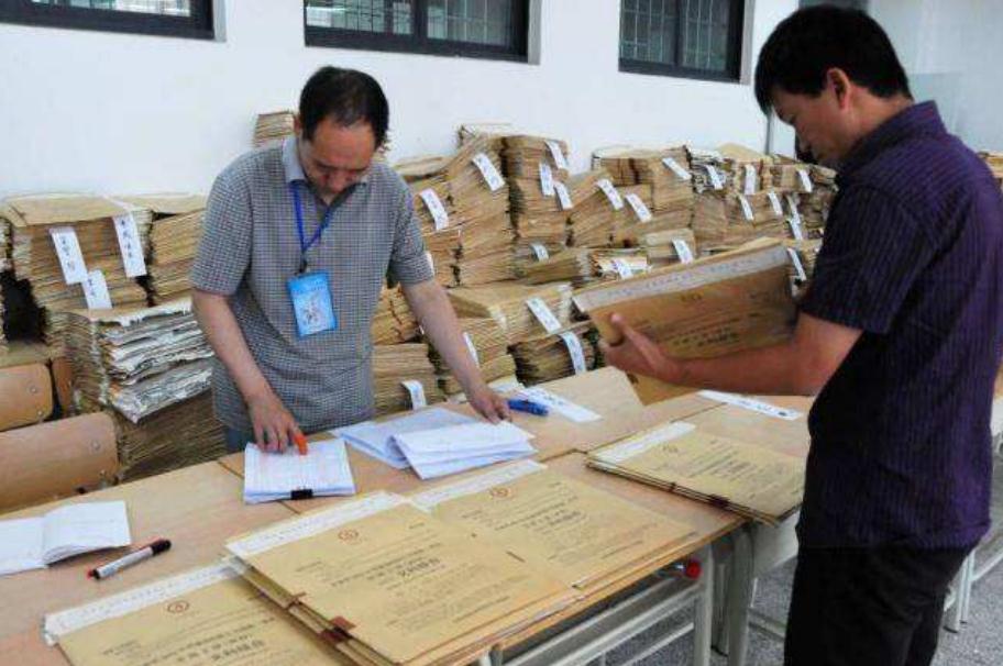 高考档案袋可以撕开吗（为什么高考要回收）