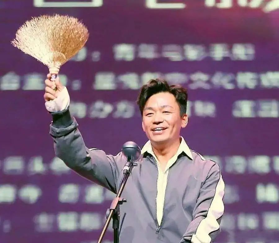 是我们好糊弄？还是我们审美落伍了？这13部烂片，票房破132亿了