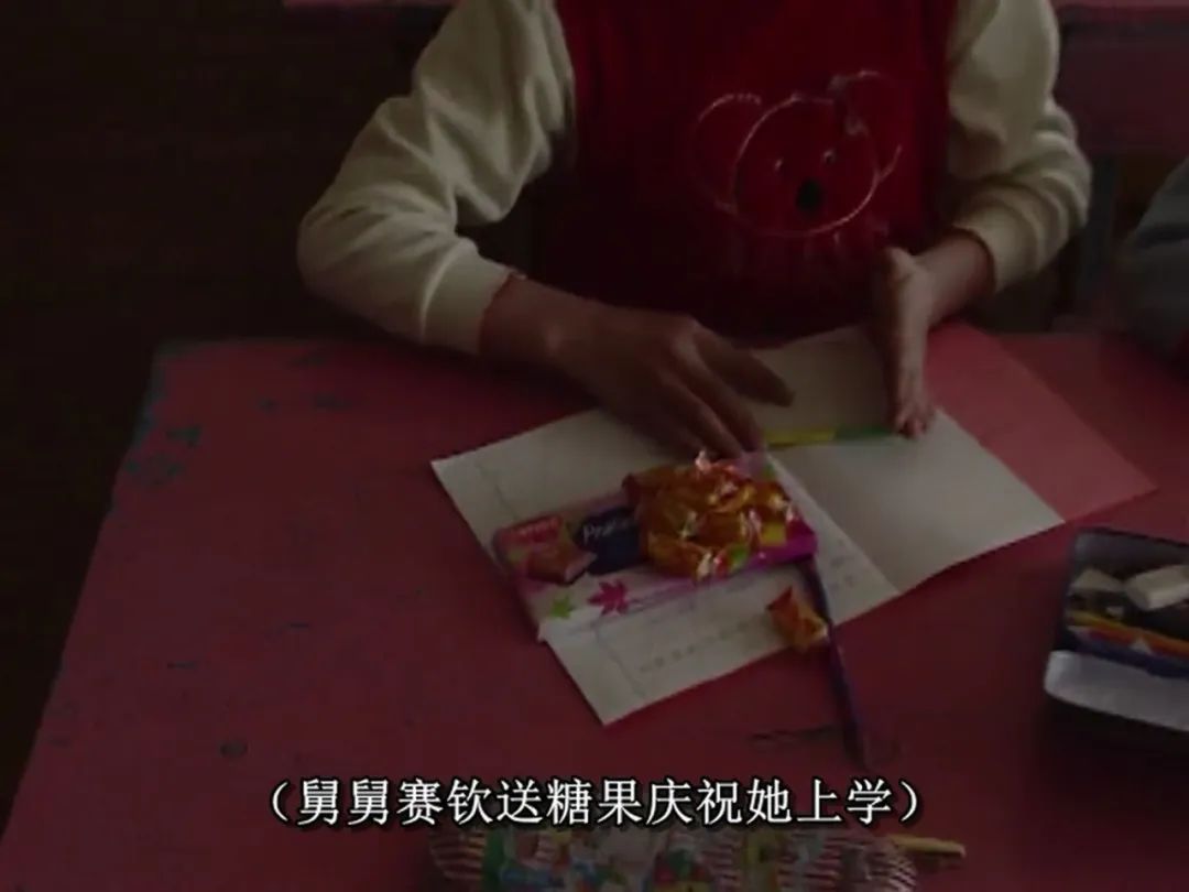 豆瓣9.7分，她的12年人生比《活着》还难，看完哭着打出5星