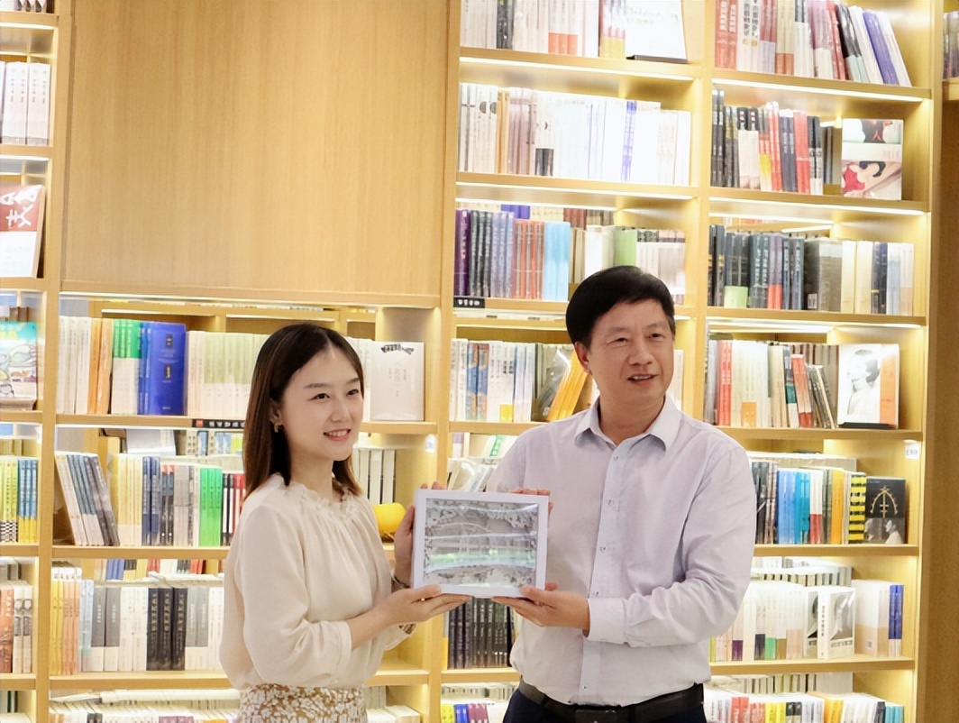 短短两个月，工程院院士、世界冠军、名企董事长，接连“空降”湖北这所大学！