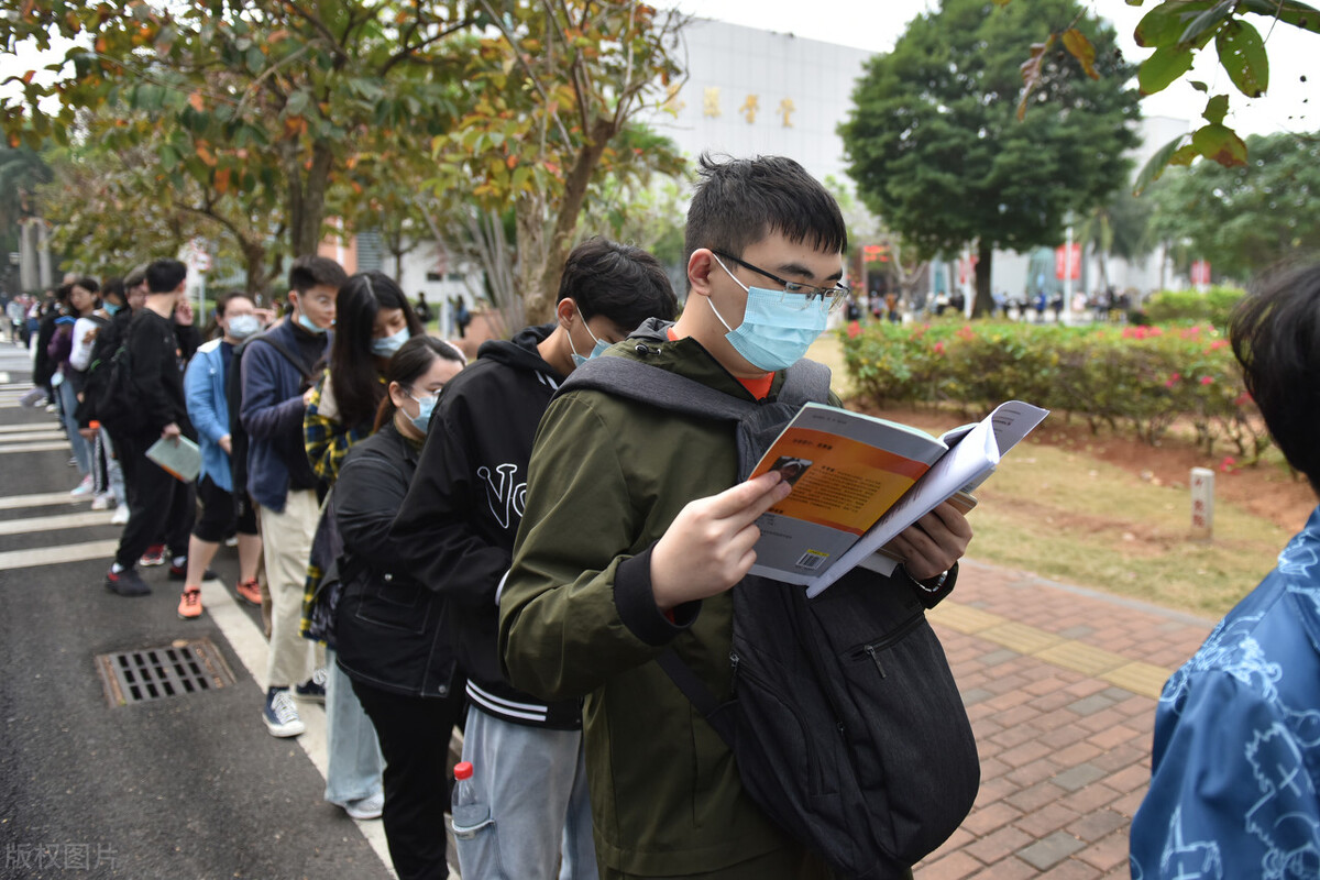 考研初试成绩未出，各高校打响“抢人大战”！你是其中一员吗？