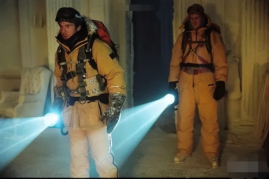 电影：《后天》一部值得我们N刷的感人高分灾难片