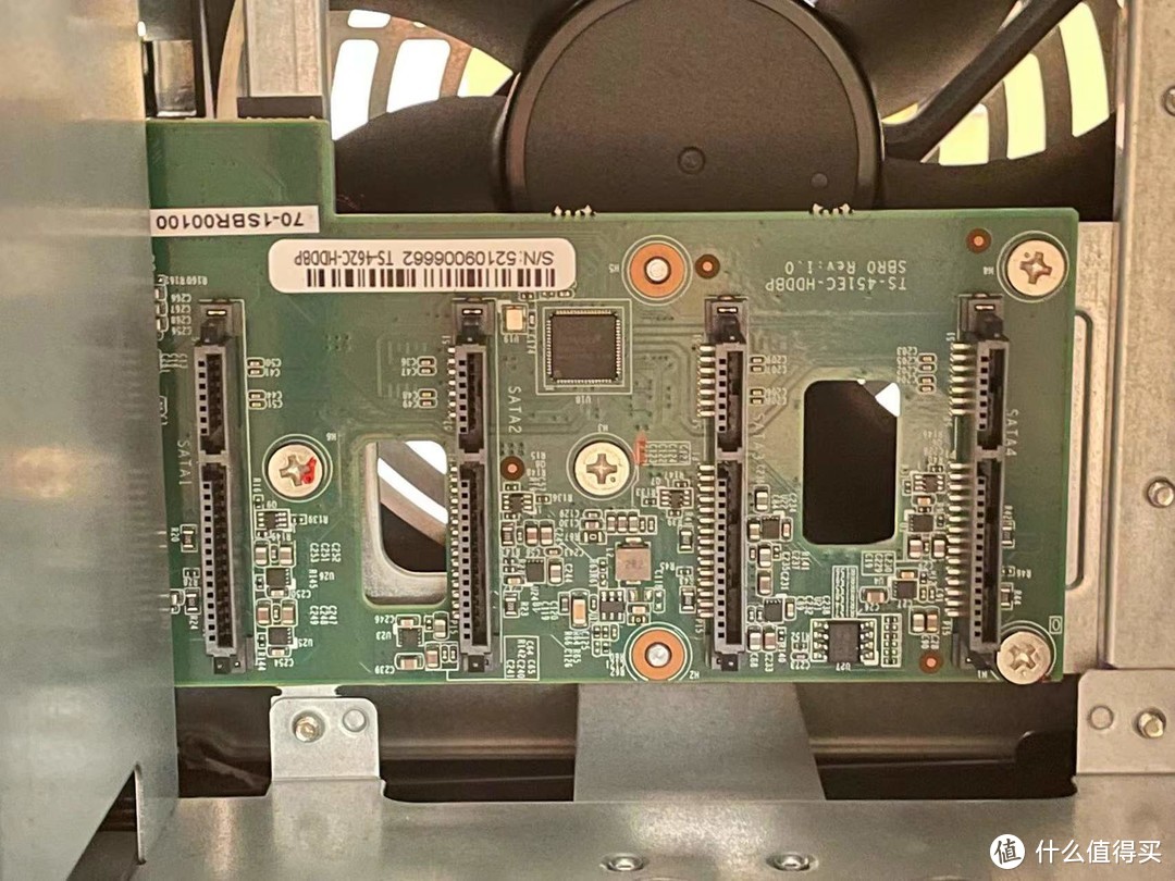 次时代NAS！威联通TS-464C分享：各方面还算满意，但价格真的值吗