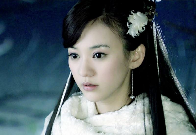 拥有"铜铃大眼"的女星,我只服这8位,杏眼桃腮,美得楚楚动人