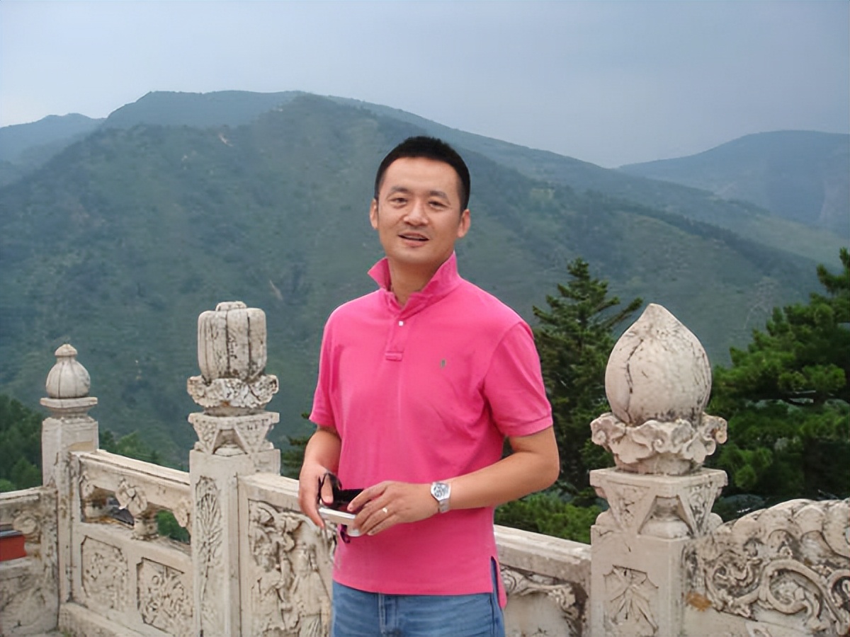 坎坷男星李坤霖：演配角走红，亲情和婚姻都有泪