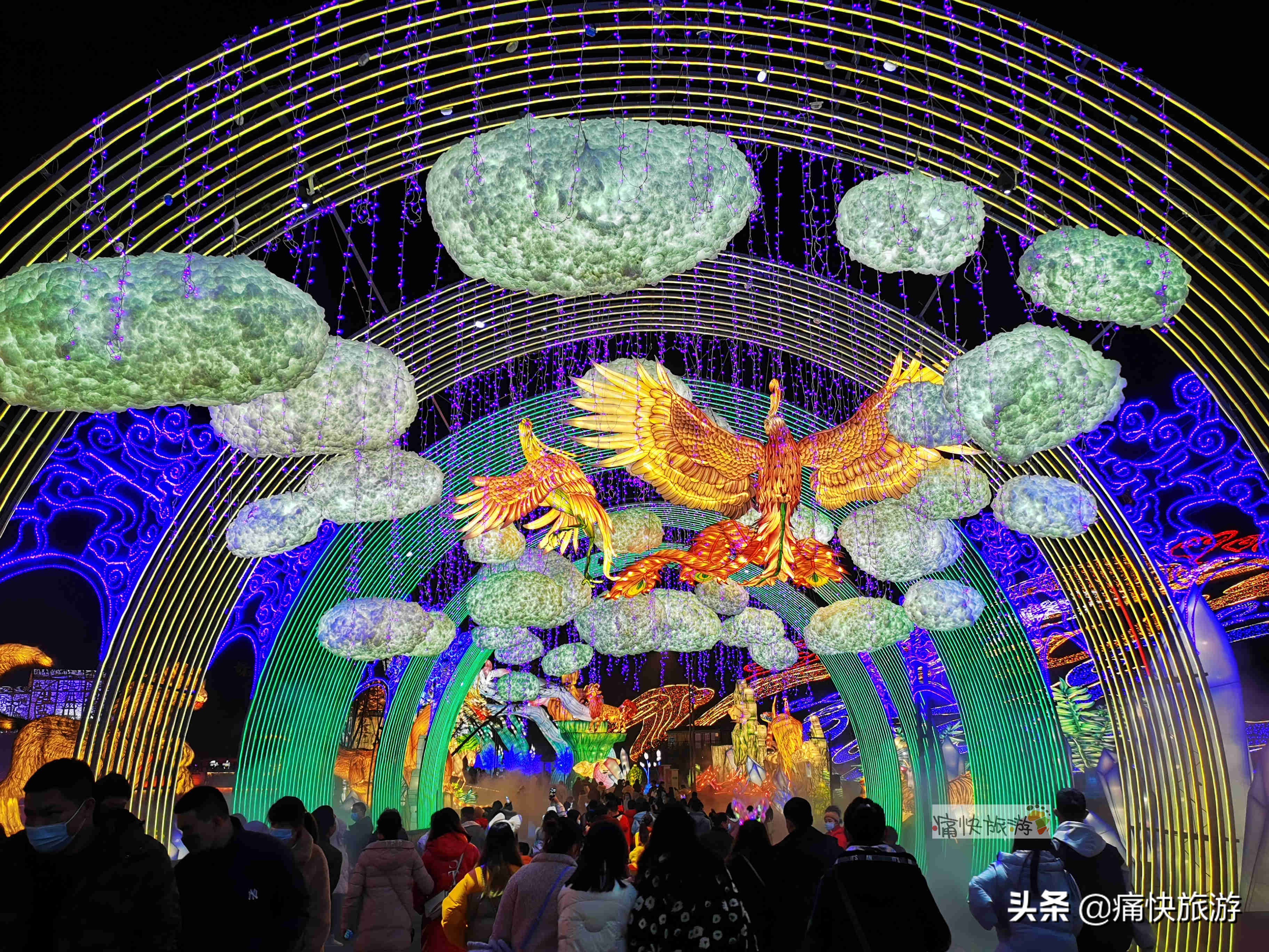 关于灯展的说说配图「搞笑」_qq说说网