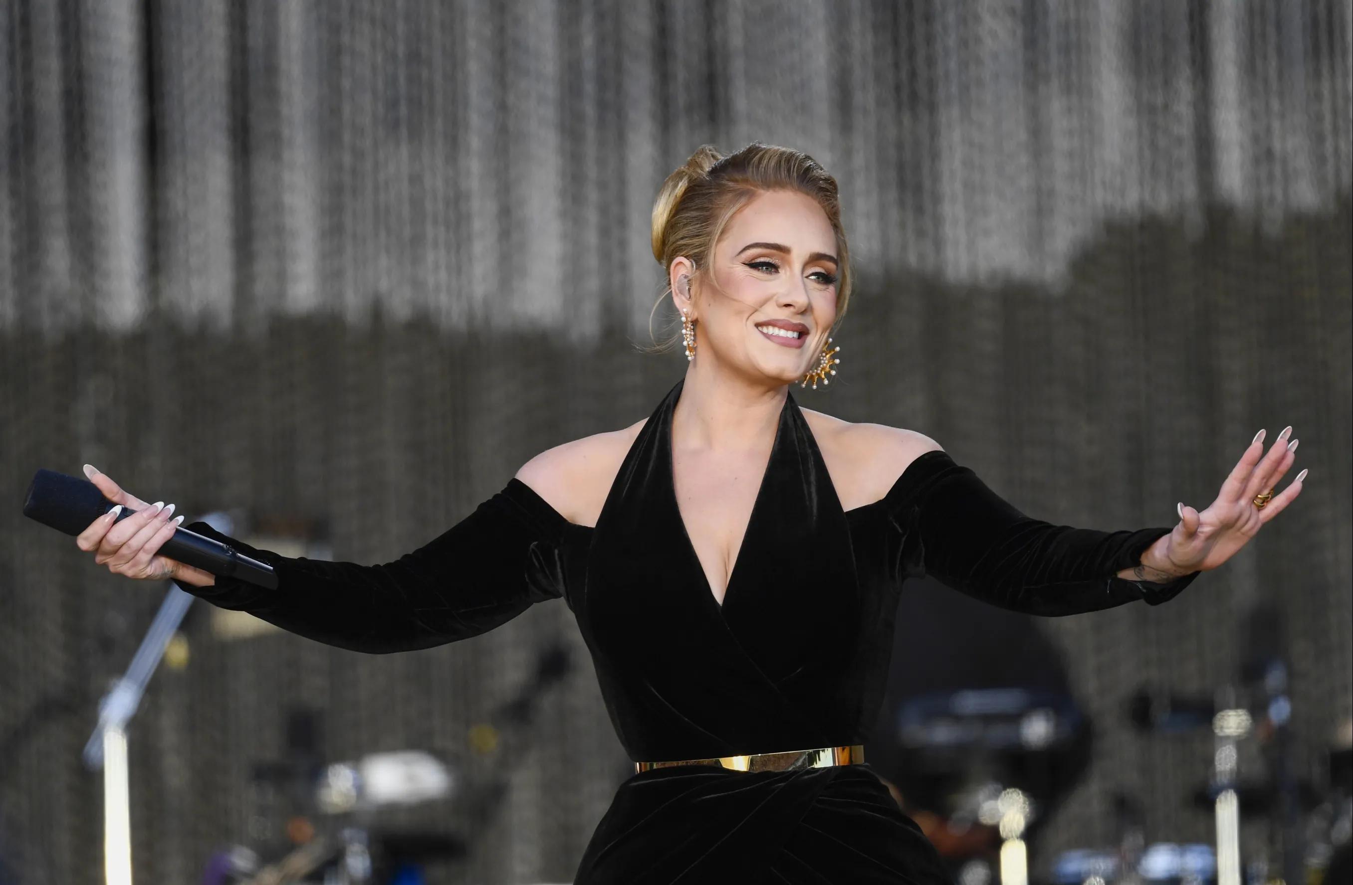 好美！Adele最新伦敦海德公园演唱会现场美图，终于又来演唱会了