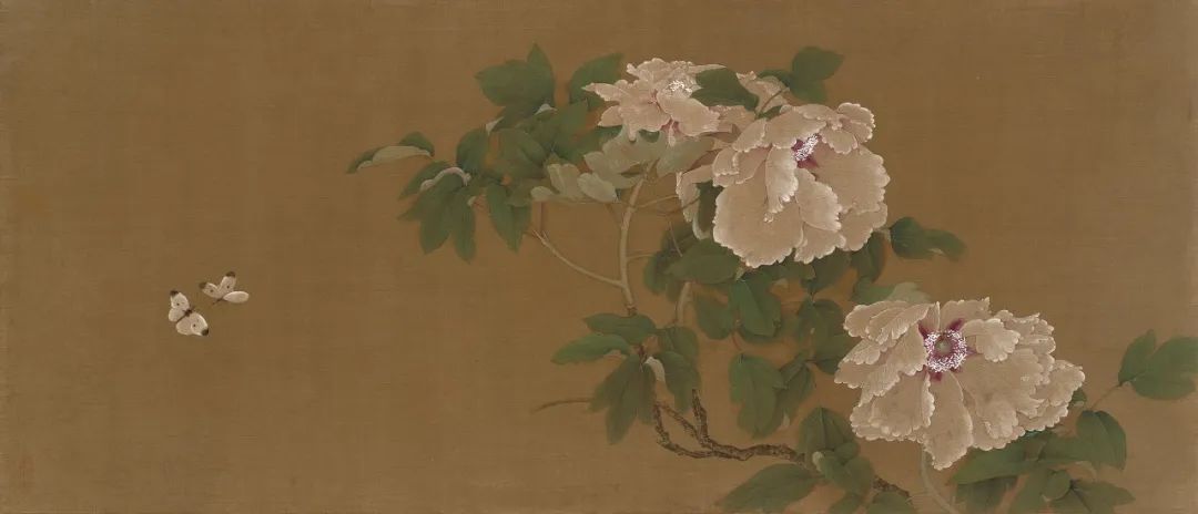 款款翩翩，不疑春深画中