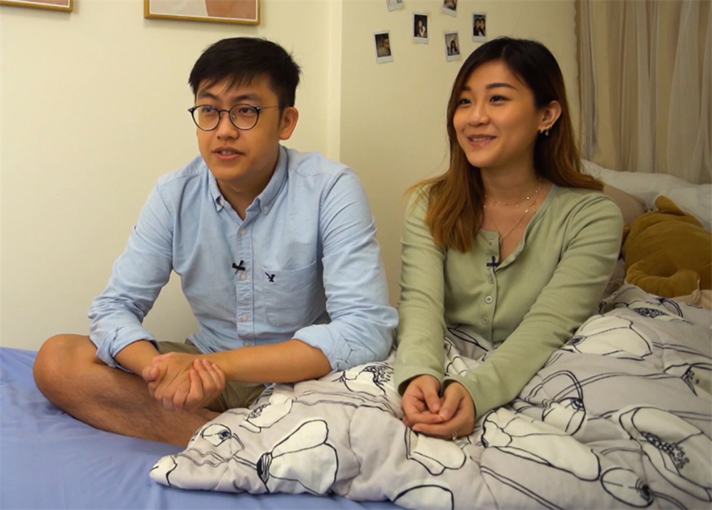 一对香港26岁小夫妻，住进19㎡双阳台“纳米楼”，蜗居真的太逼仄