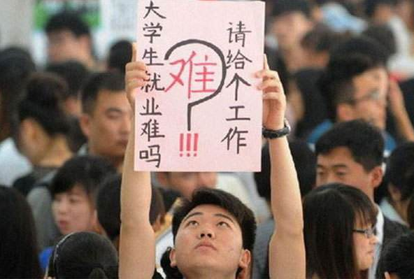 教师题材小说推荐排行榜：校园青春与教育成长的经典之作