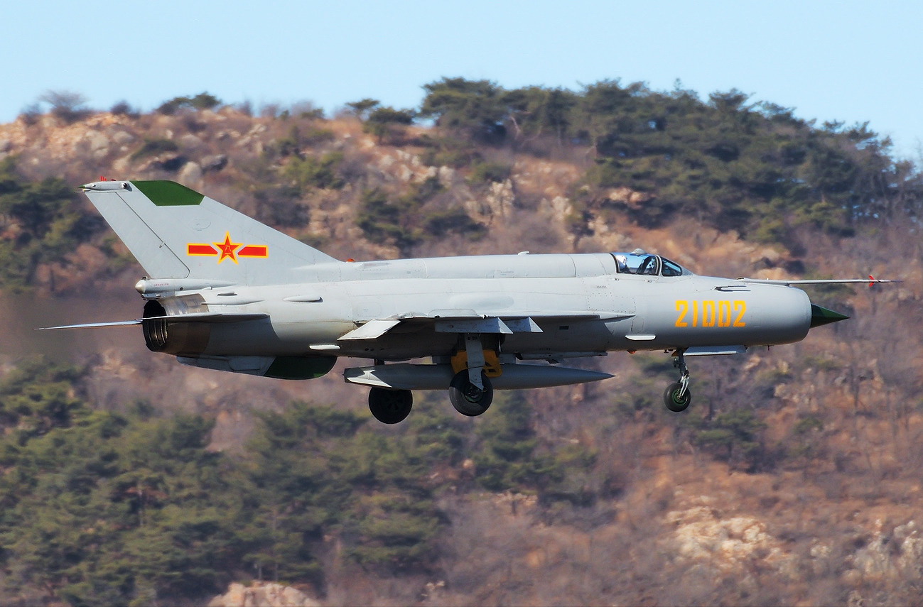 �й��վ������Ǿ�������������F16�ͻ�Ӱ��������10���Ժ�ճ���