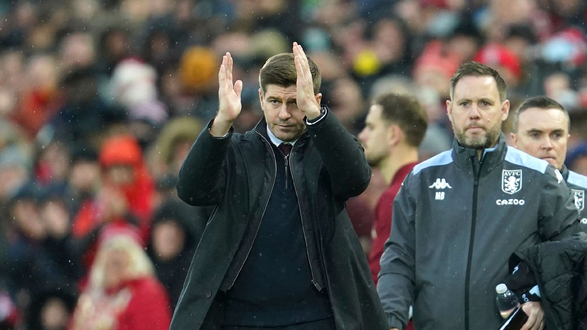 杰拉德回家“请安”：留下三分，也留下一场可歌可泣的战斗