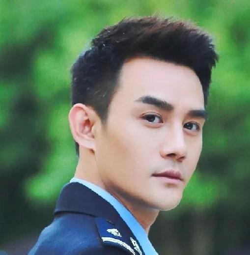 这15位"花样美男",跨老,中,青三代,不但长得帅还都是实力派