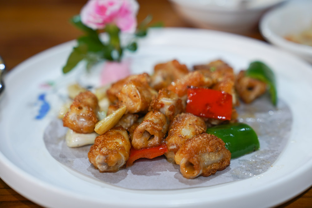 煎焗竹肠外表金黄,轻轻一咬,惊喜就冒了出来这么好的鱼,还犹豫什么呢?