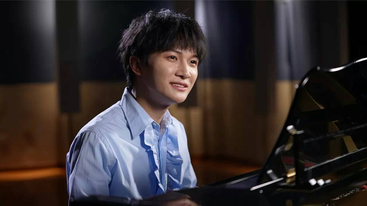 央视网络春晚官宣阵容，又见周深，他到底算不算“娘”？