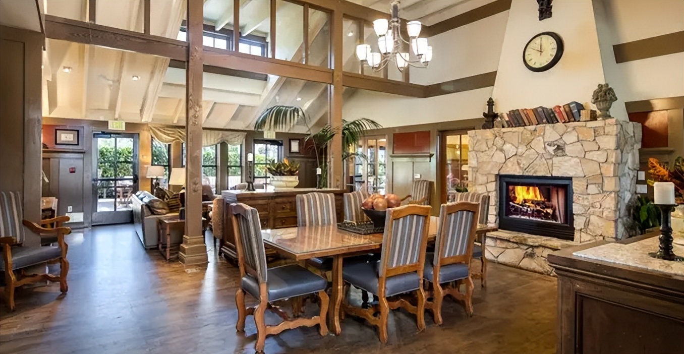 为迎接22届硕士新生，各大高校晒出宿舍环境，仿佛还在贫困线挣扎