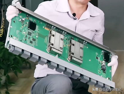 网络设备——华为交换 12800系列大型核心交换机