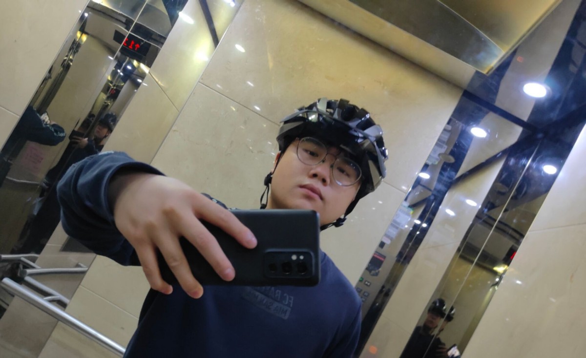 Helmetphone M1T NEO王炸组合：智能灯光+蓝牙音箱+鸿蒙智联