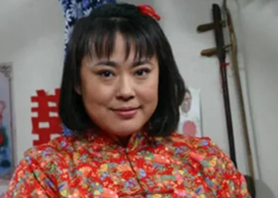 红极一时却突然“消失”的15位明星：林芳兵险毁容，利智为爱息影