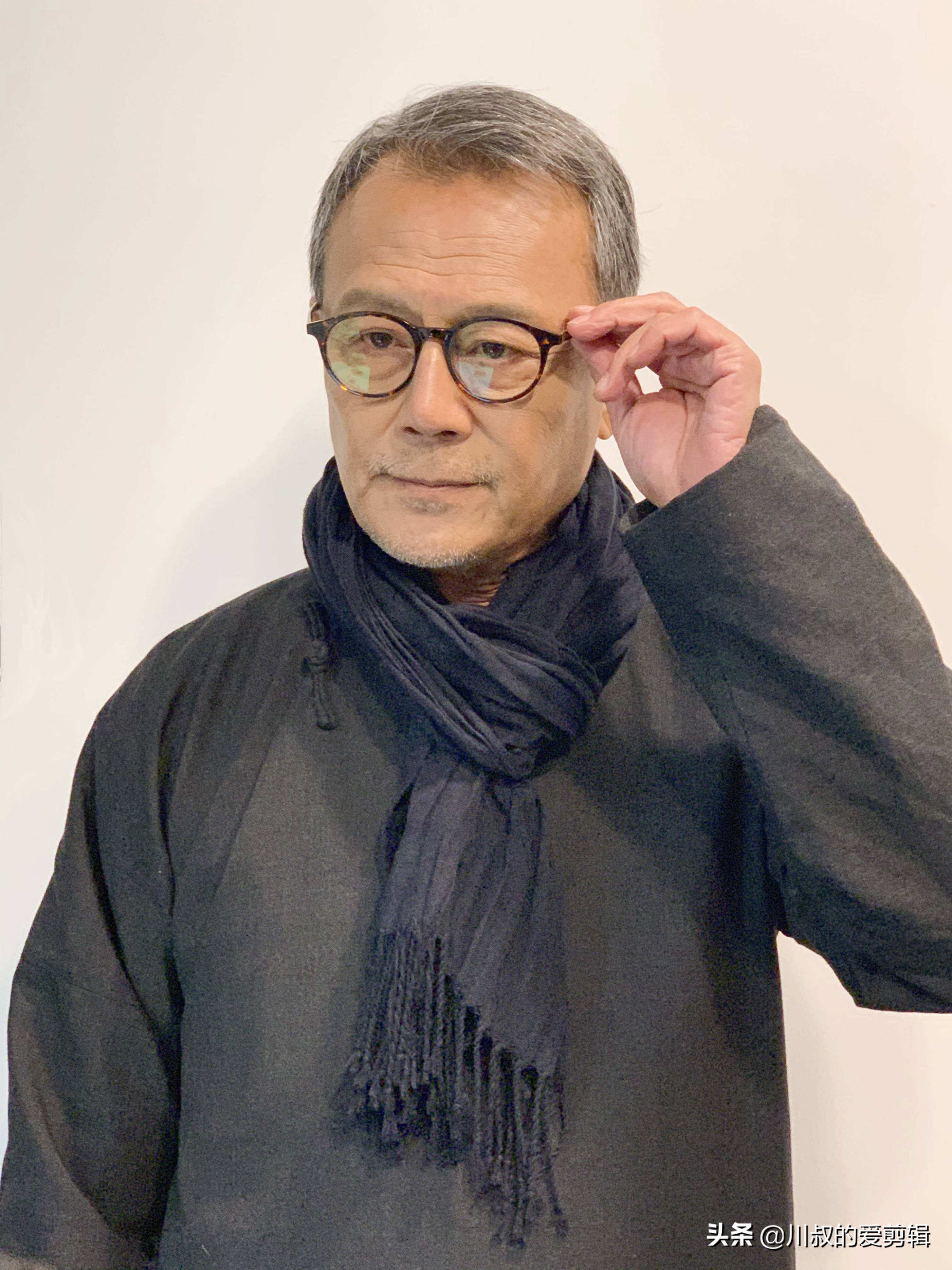 年轻时帅出天际，如今变成邋遢大叔的琼瑶男主，网友：快认不出了