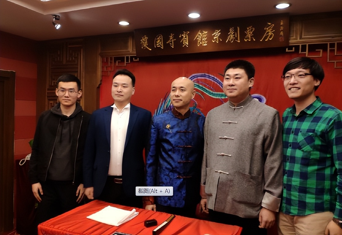 被德云社除名，做法比何伟更卑劣，郭鹤鸣就这样改写了自己的结局