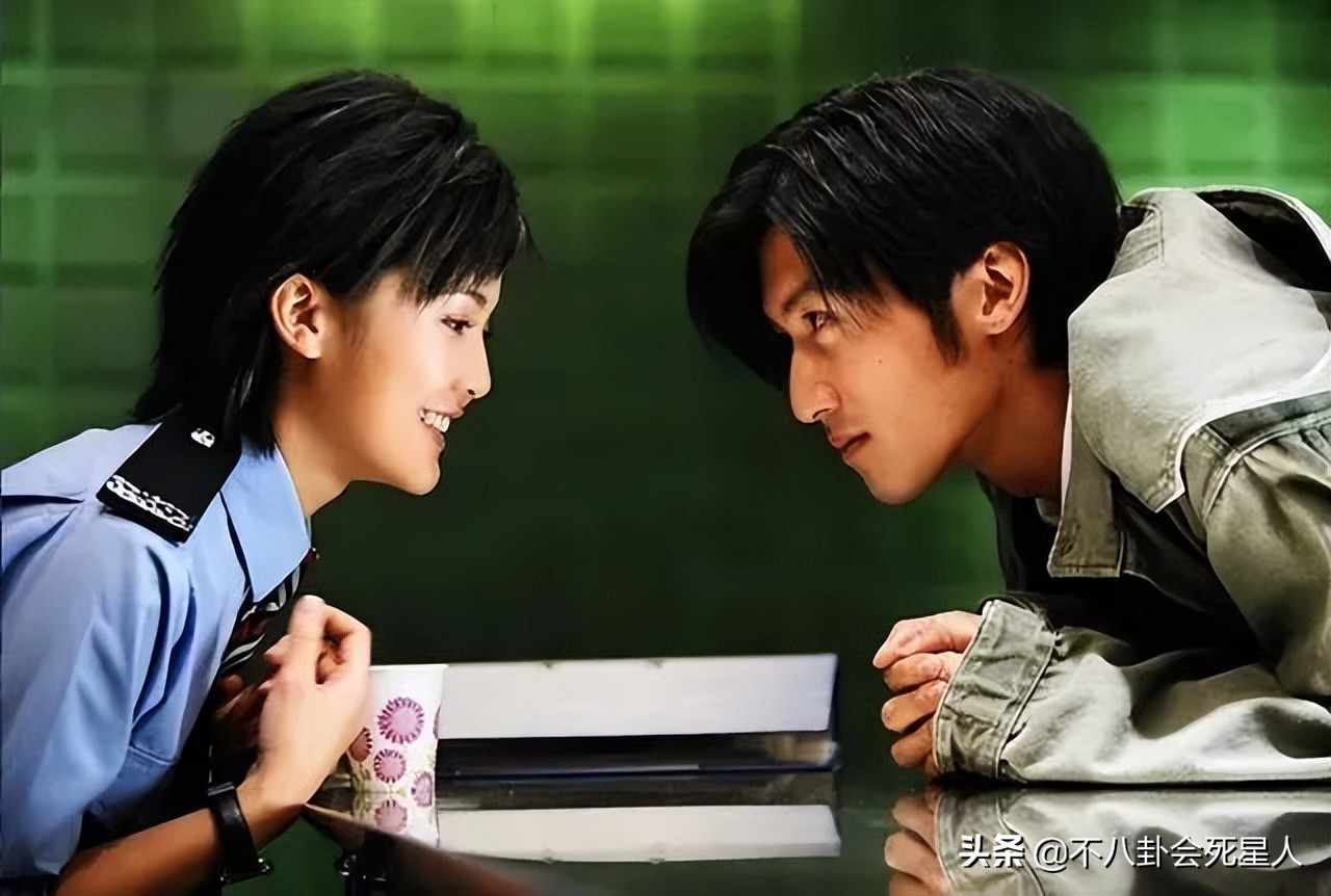 30+女星演高中生，个个灵气又娇嫩，她们是怎么做到的？