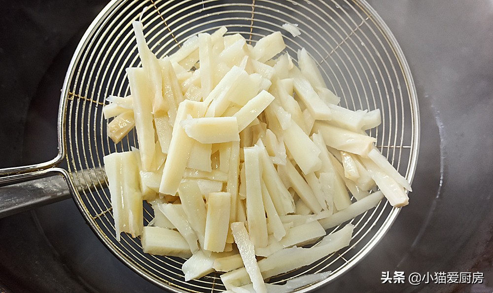 图片[9]-【干锅肥肠】做法步骤图 肥而不腻 太费米饭了-起舞食谱网