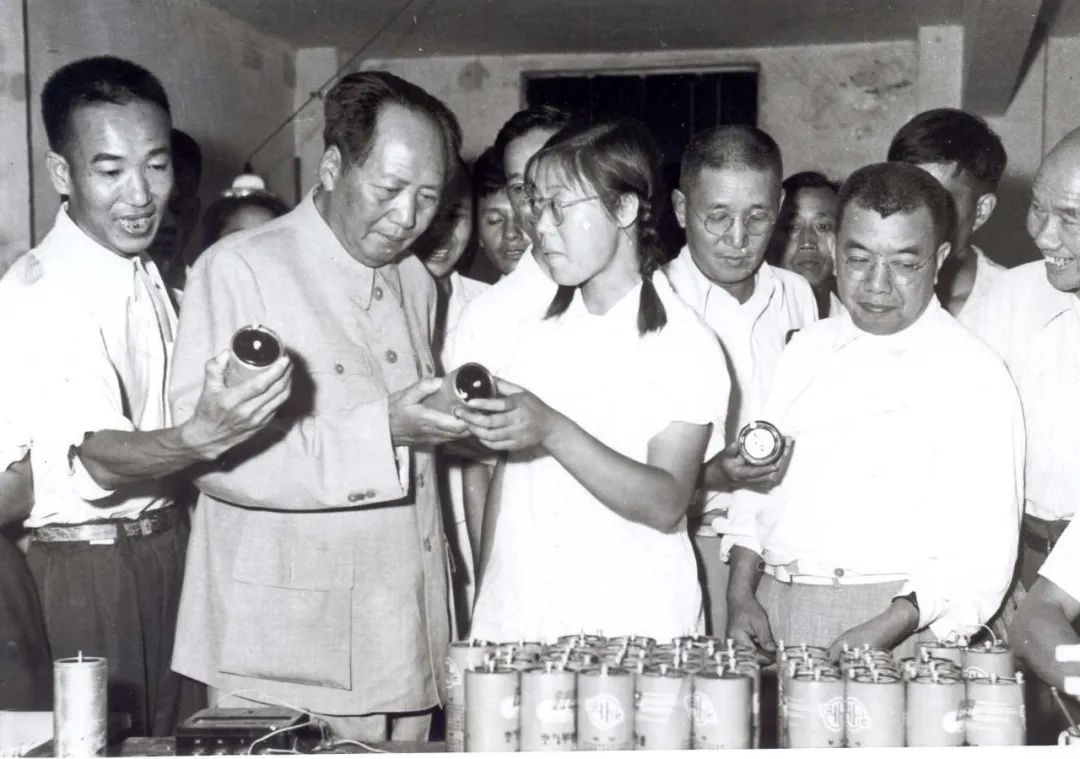 毛主席亲临视察！湖北这所高校：从“中国最美”走向“世界第一”，霸气十足！