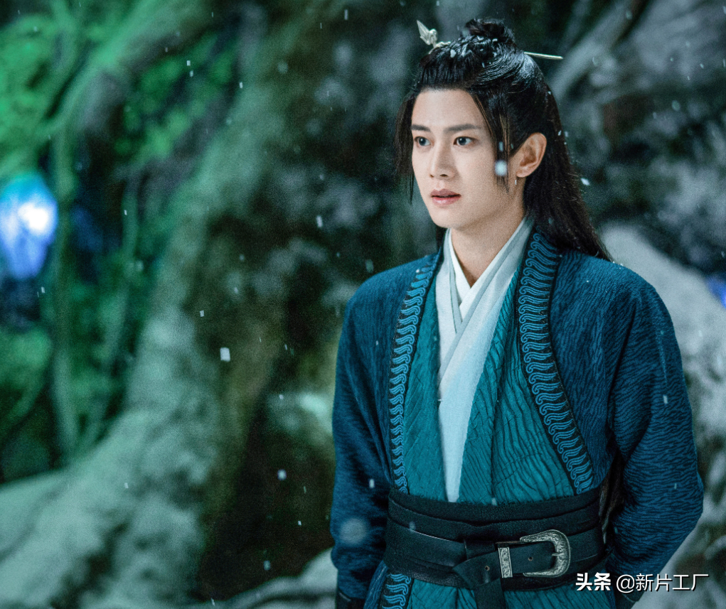 《驭鲛记》捧红了俩配角，一男一女，如今都做了主角，好难得