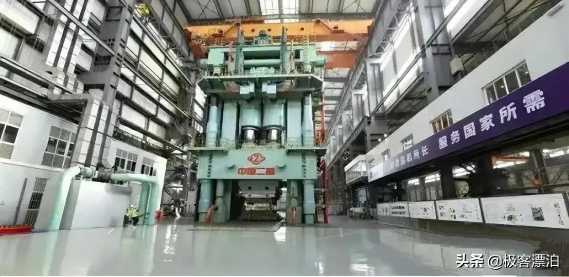 美国自愧不如？用工业技术封锁却被我国突破，轧机之王让世界赞叹