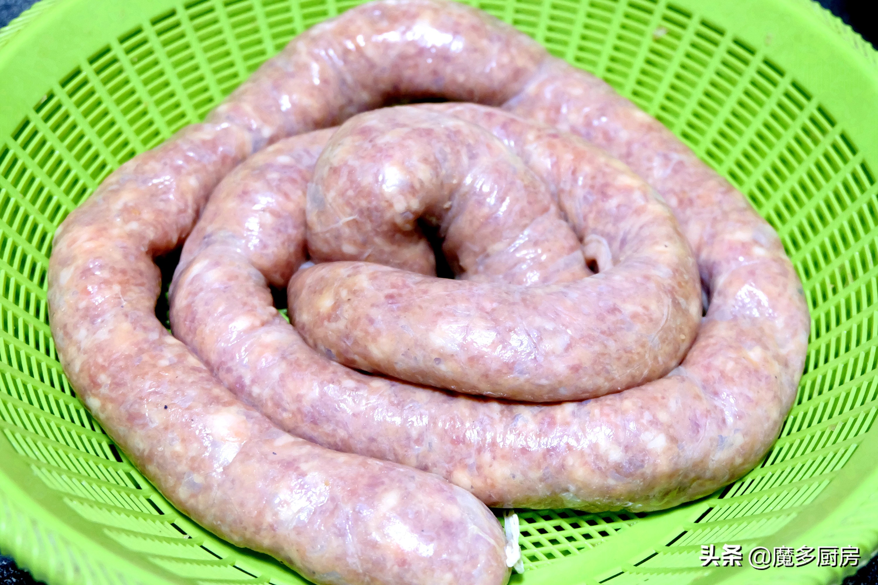 想吃放心烤肠，自己动手做吧！详细图文食谱来了，跟做准成功