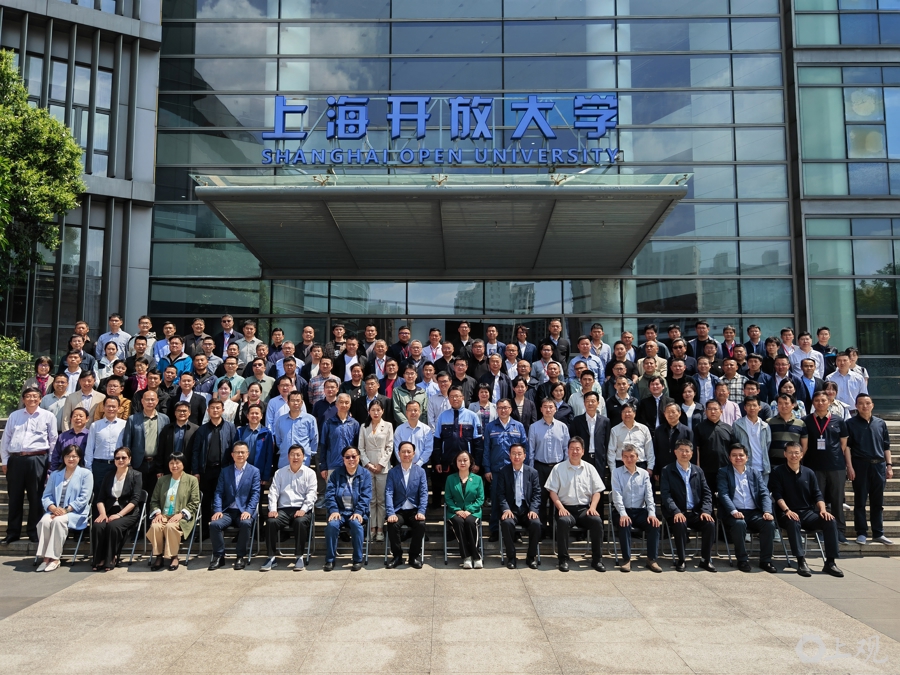 上海工匠学院新增AI专业，助大国工匠拥抱未来