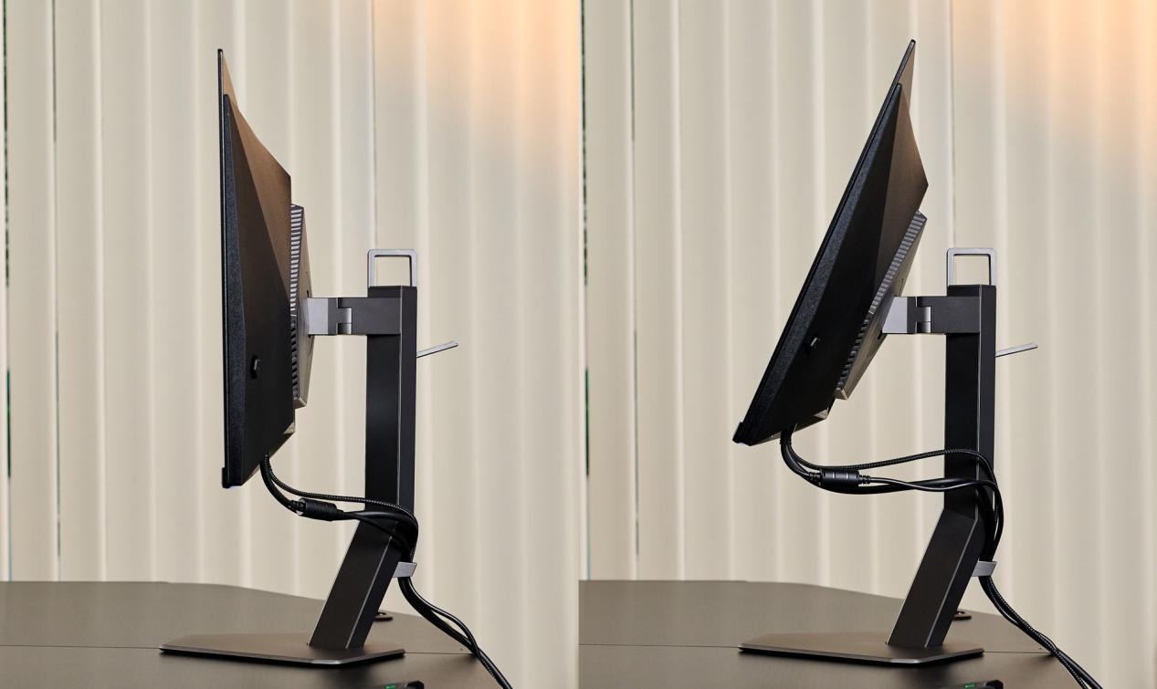AGON AG276UZD QD-OLED显示器评测：4K240Hz的视觉盛宴