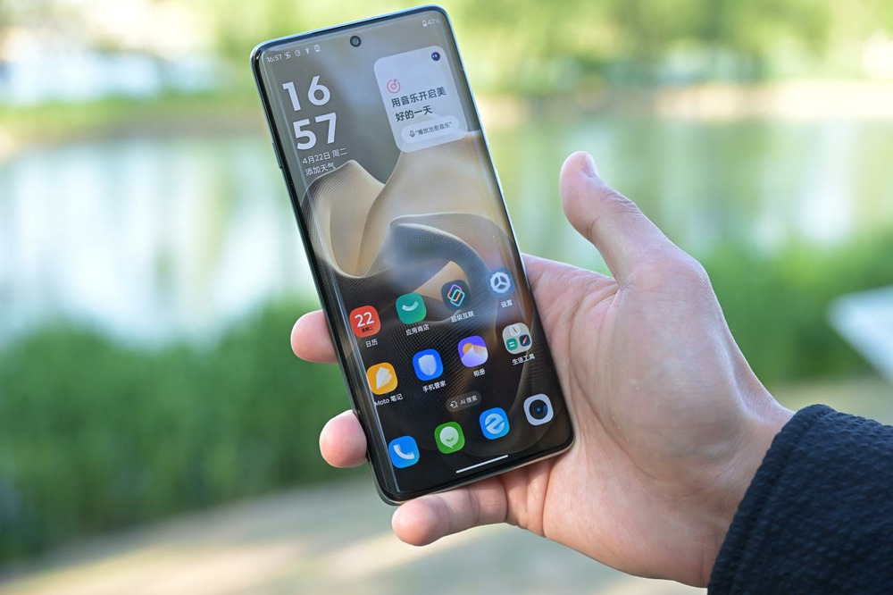 潮流个性与配置均在线：联想moto edge 60 Pro AI元启版评测