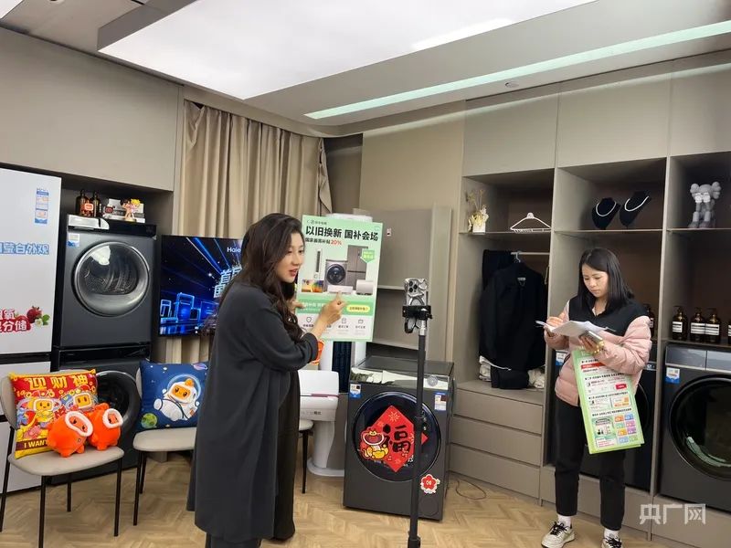 商业背后的人性：为什么大品牌们拥抱了直播电商？