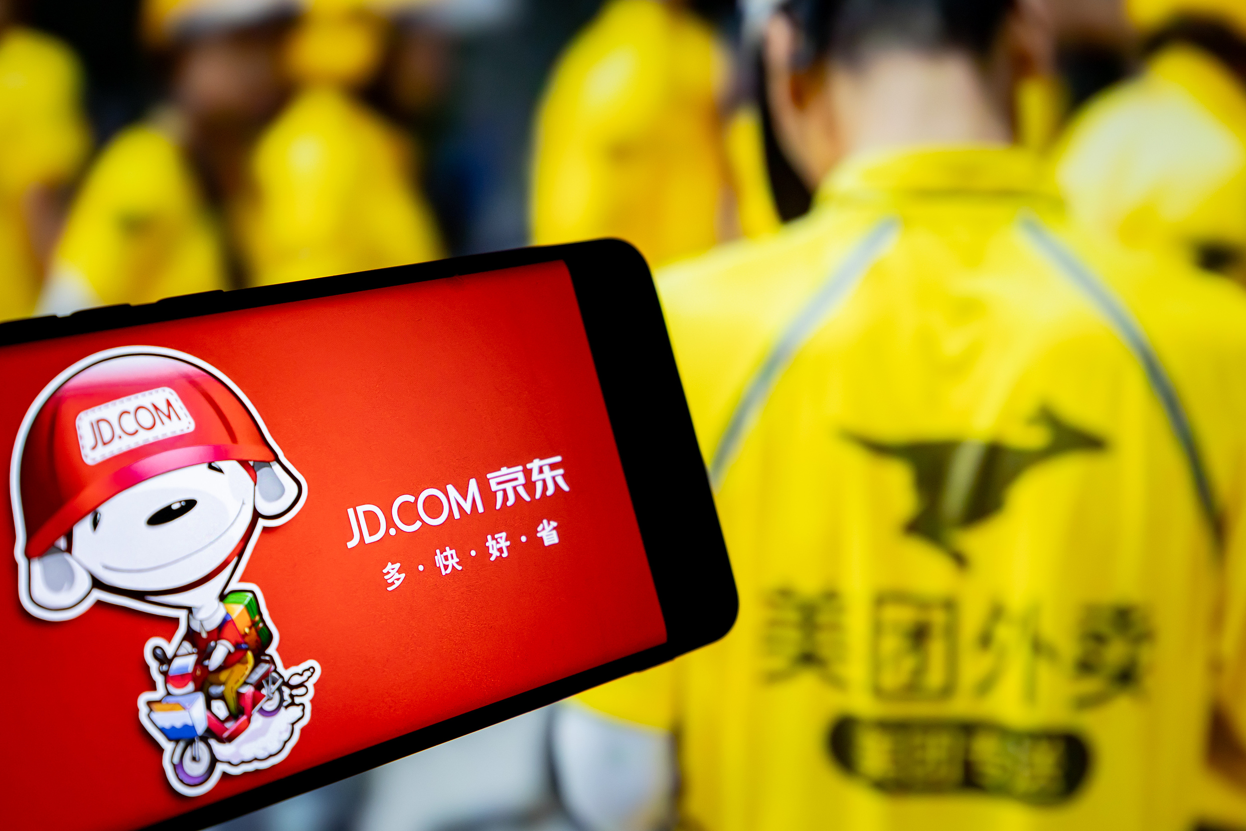 京东和美团争，争的只是外卖吗？｜大象评论