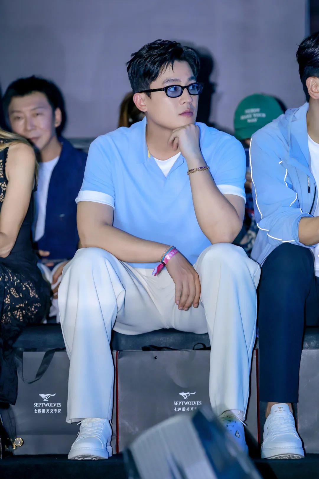 以多彩织就男性美学的新经纬