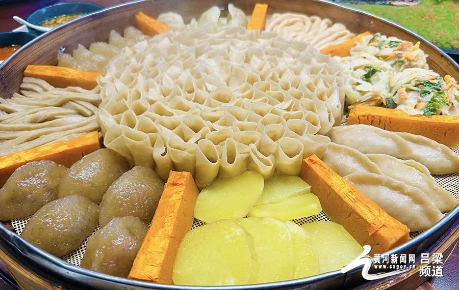 探寻吕梁美食：黄土高原上的风味密码