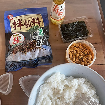 日本飯團的做法,日本飯團的做法和配料