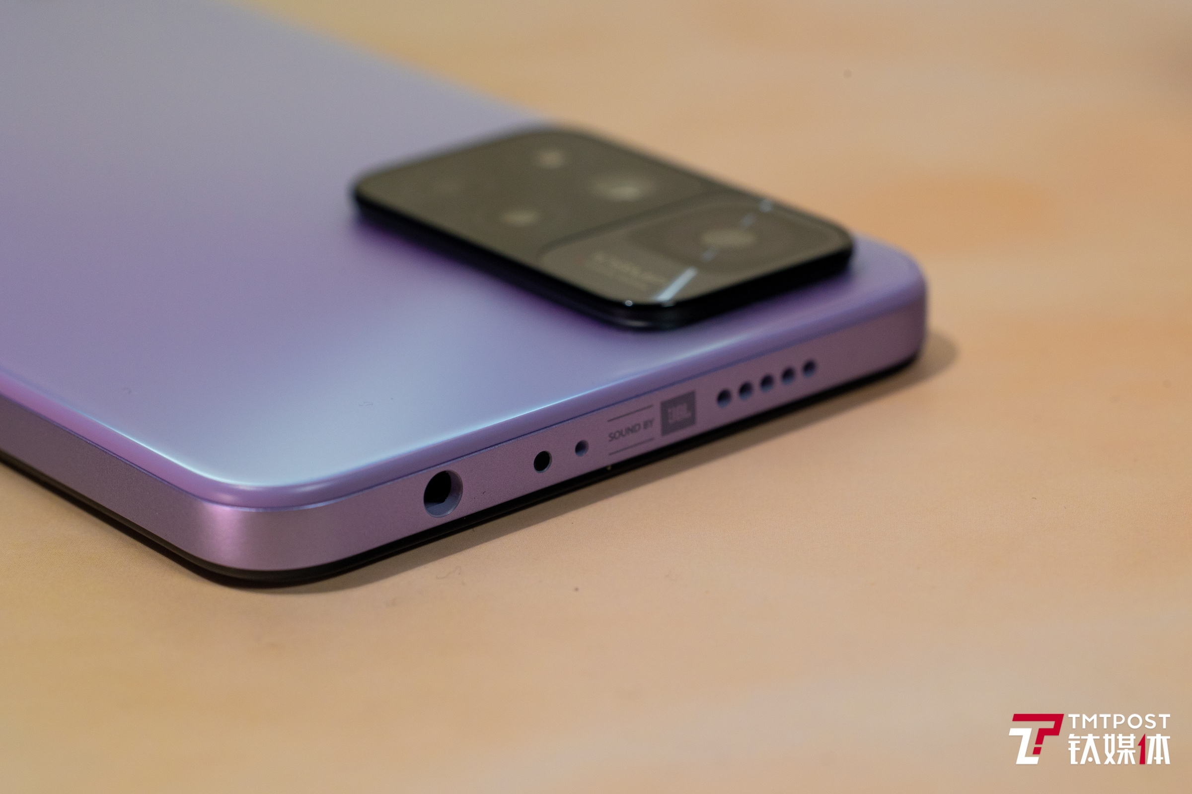 Redmi Note 11 Pro评测：有取舍的“升级”丨钛极客