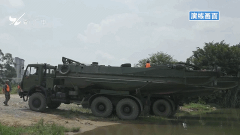 燃！陆军第73集团军在福建南部进行渡河作战演练
